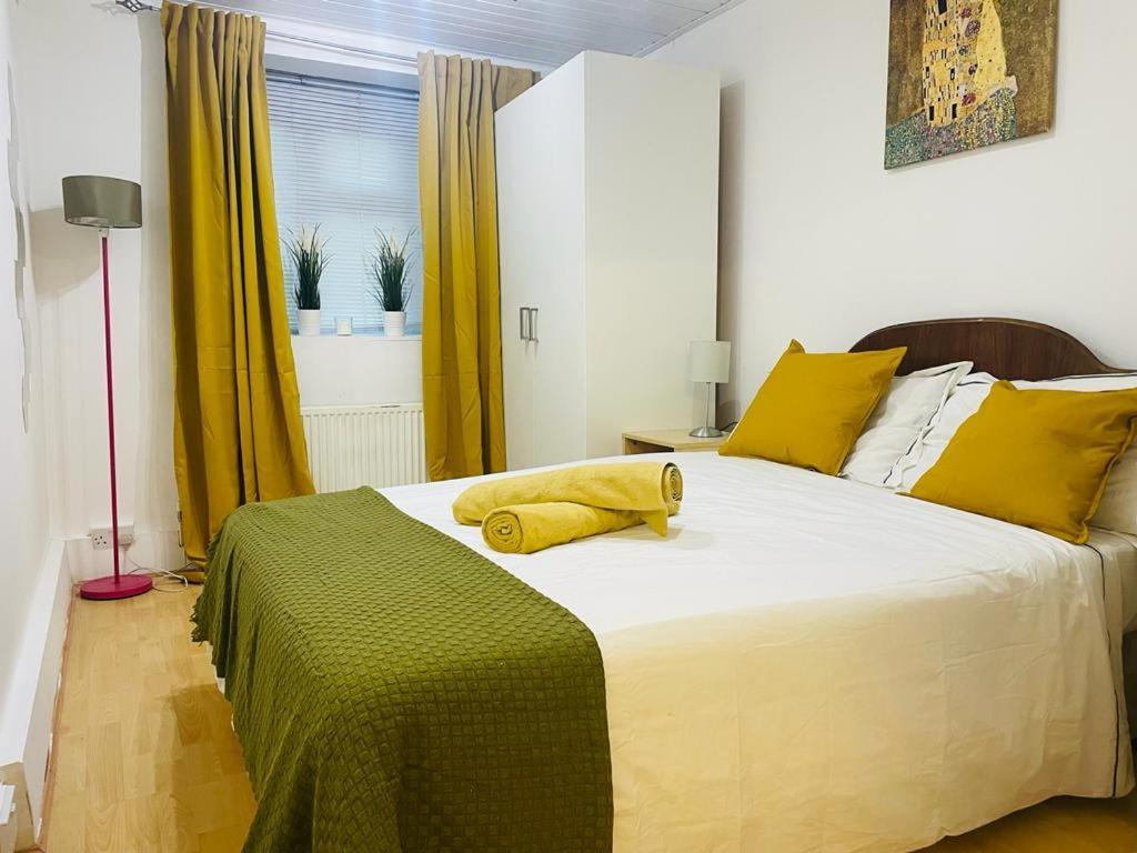 Cosy Flat Close To East Finchley Station London Eksteriør bilde